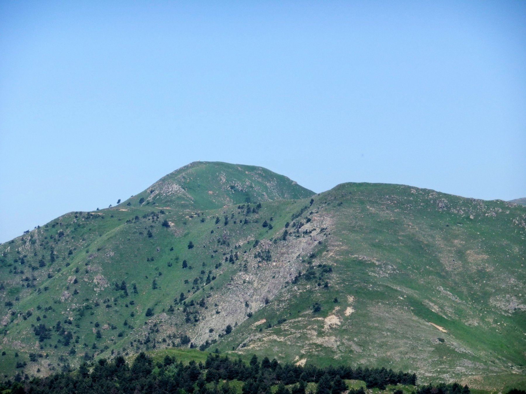 Da sotto al Leco , vista verso il Taccone 