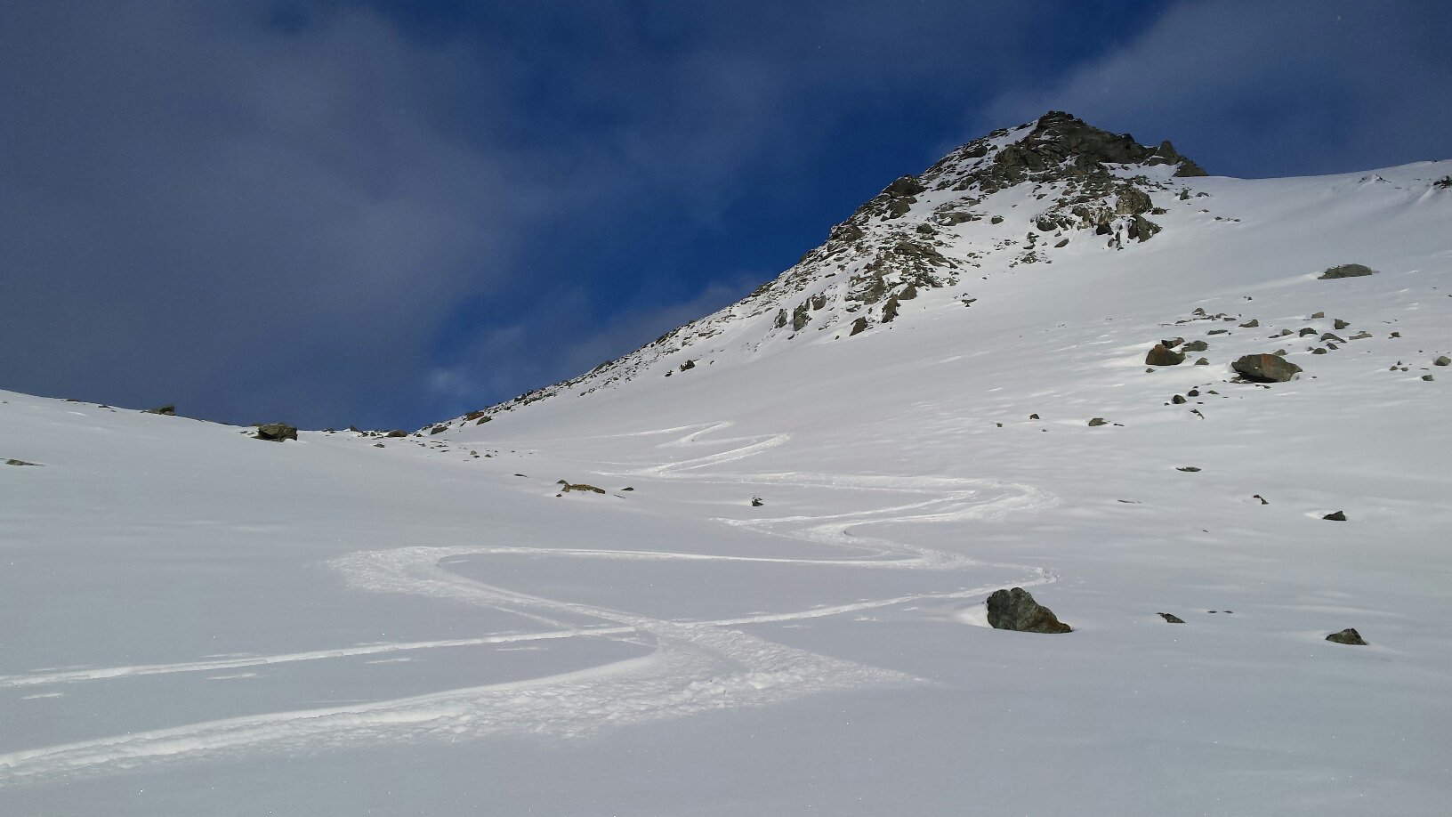 slalom tra sassi sotto la p. nord