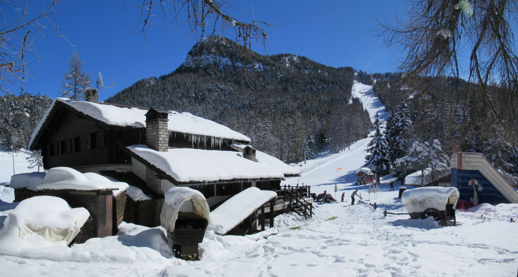 Hotel Etoile de Neige al Col de Joux