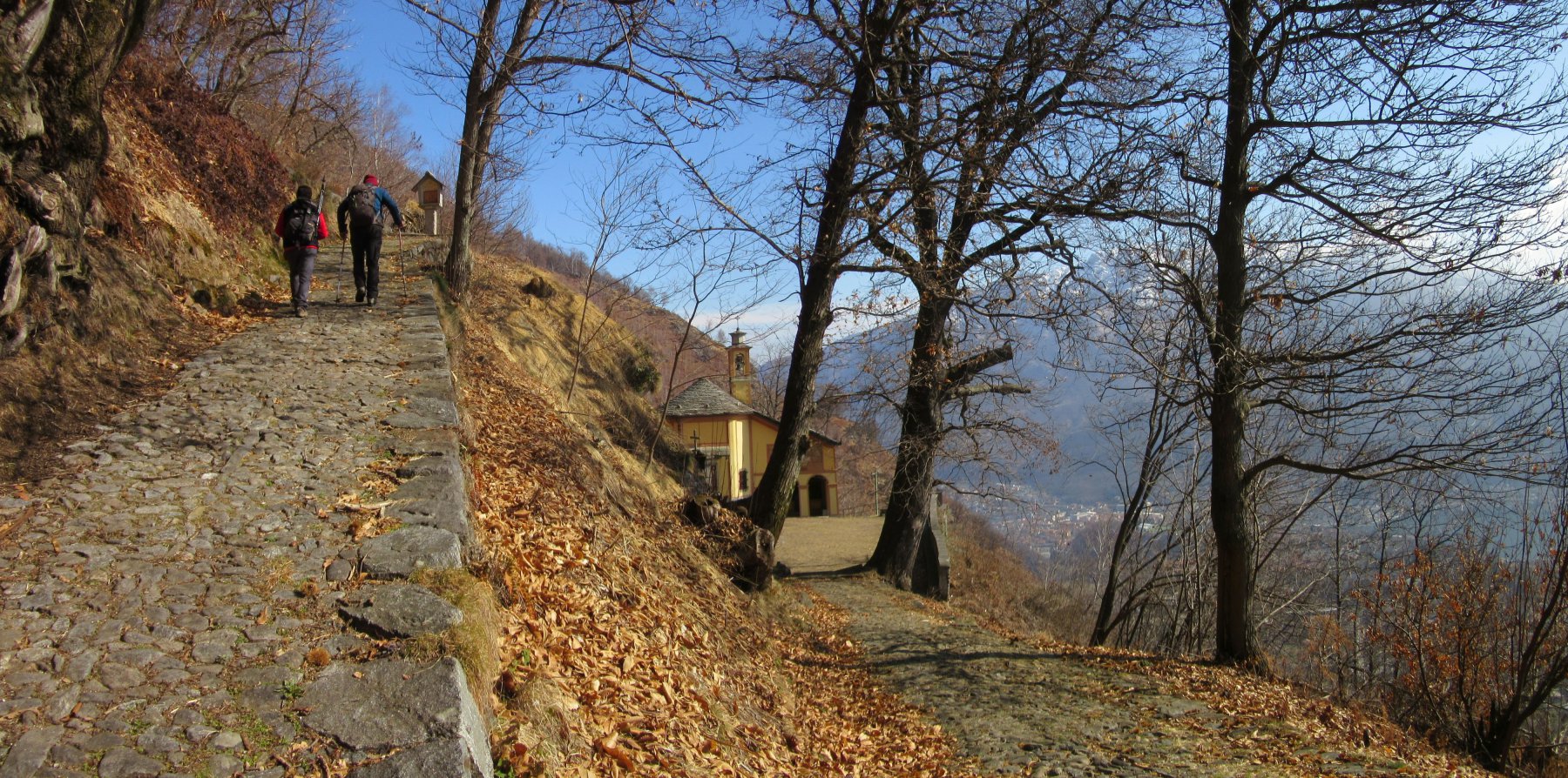 La mulattiera primo tratto del sentiero Beltrami 