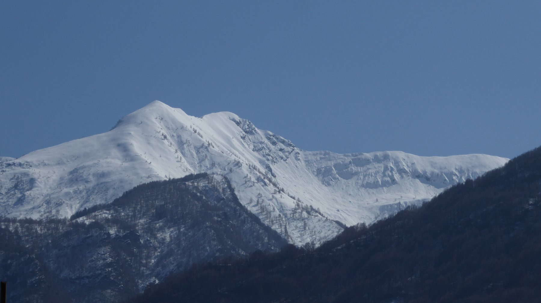 Zoom su Monte Cimeron e l'alta Val Fredda