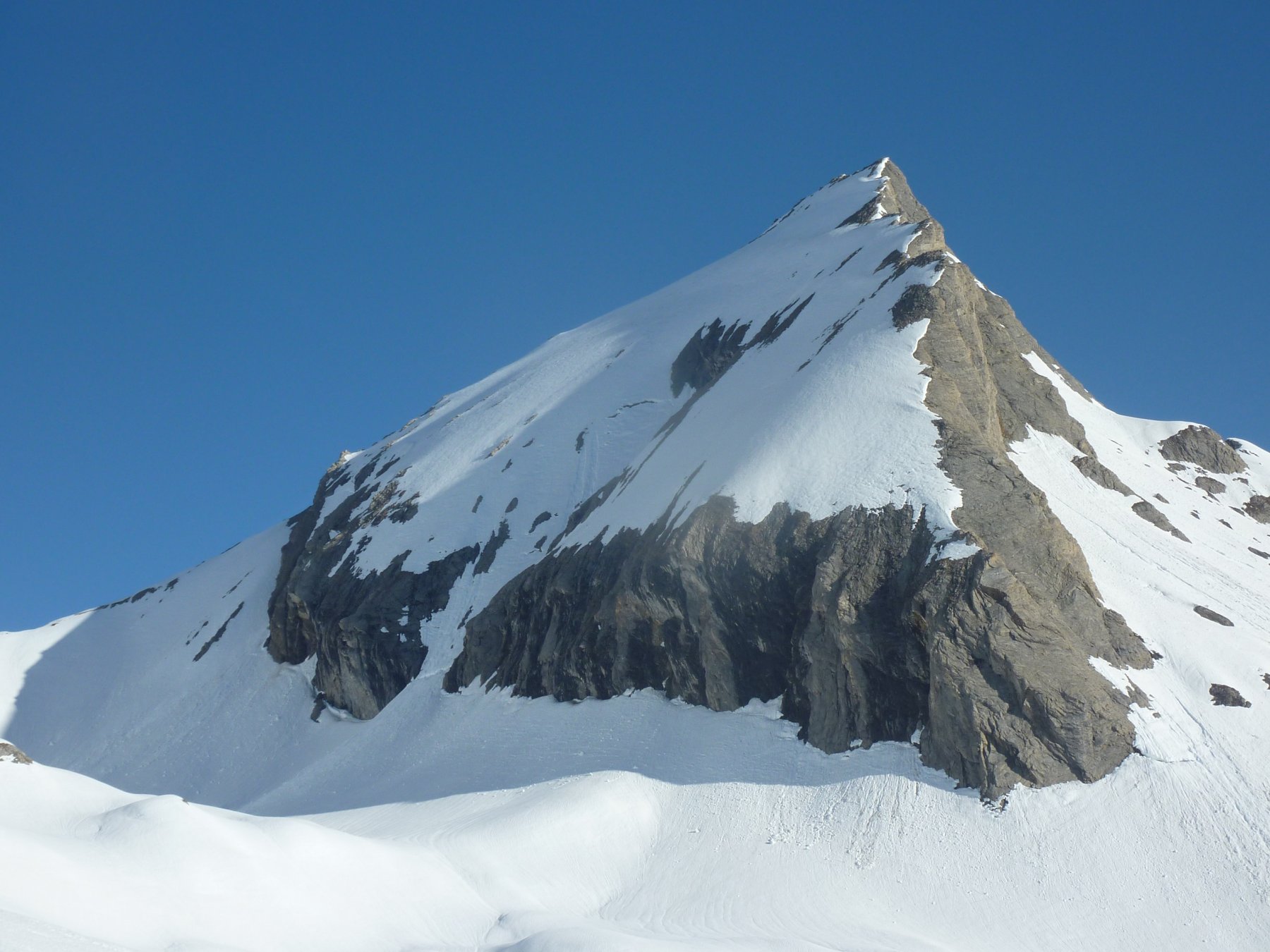 La parete SW della Aiguille de Bonalex