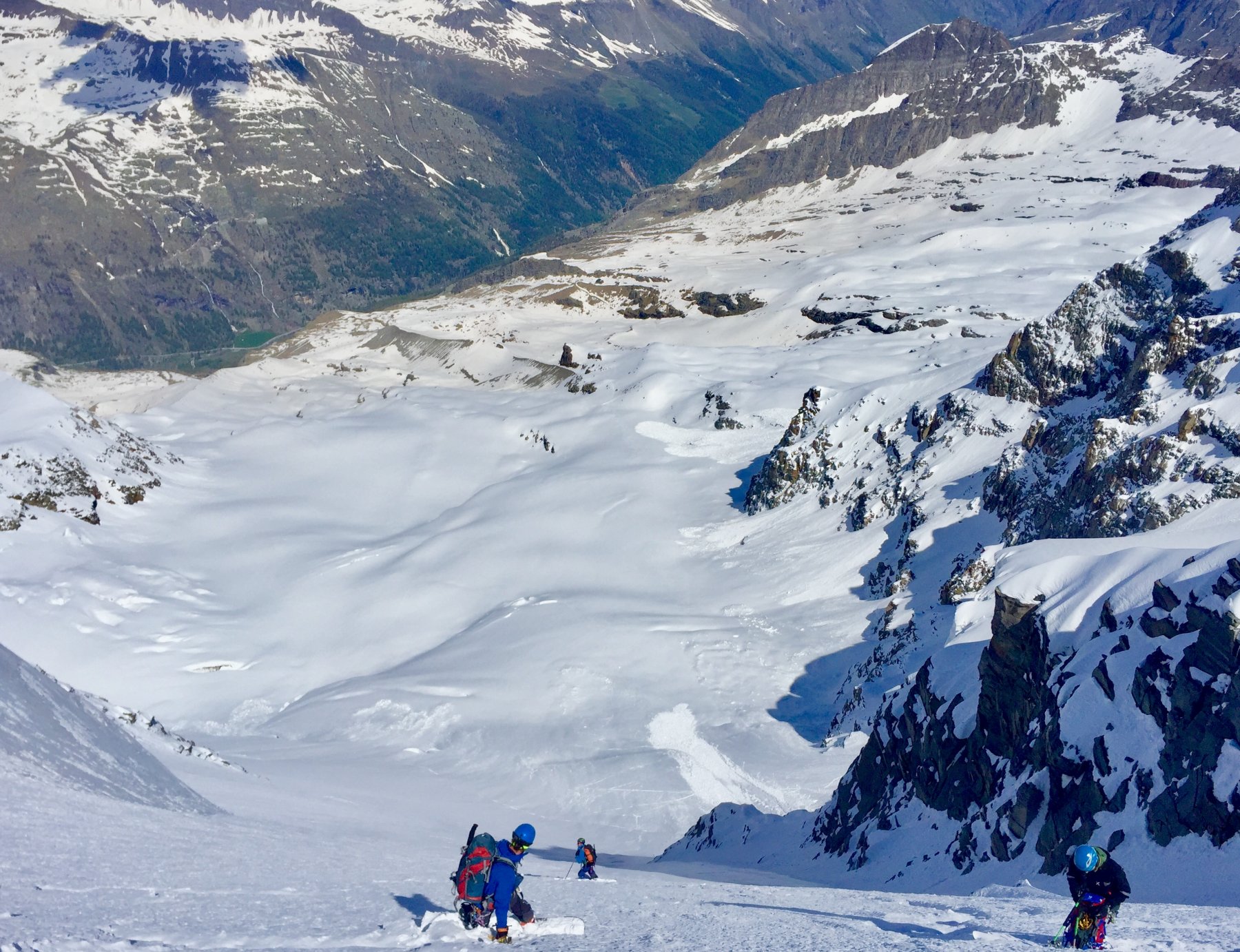 a picco sul rifugio chabod