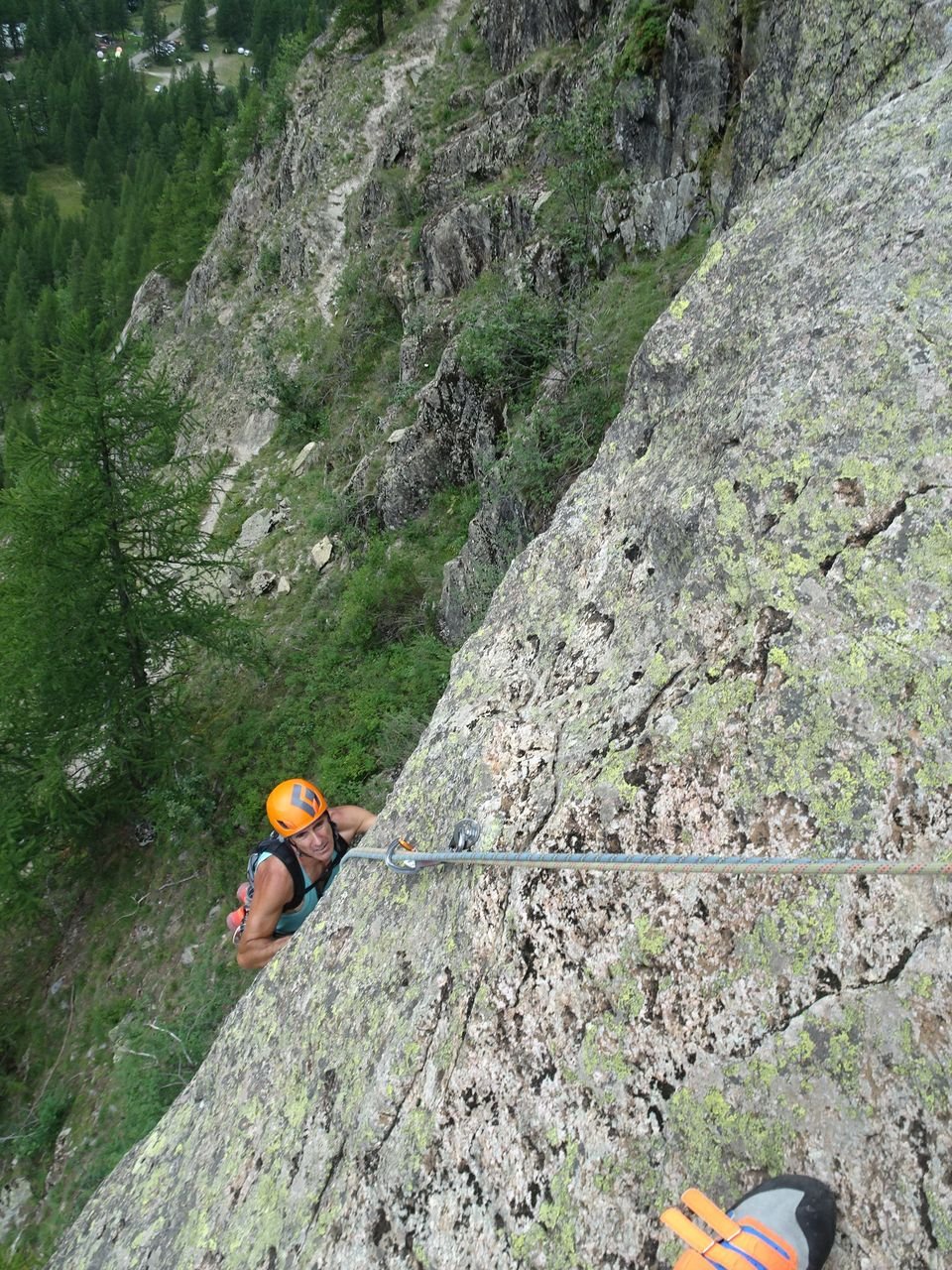 sul pilastro superiore