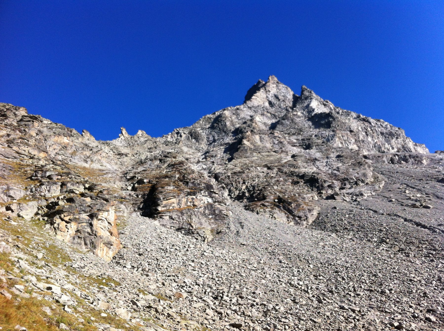 Colle Charbonniere al centro