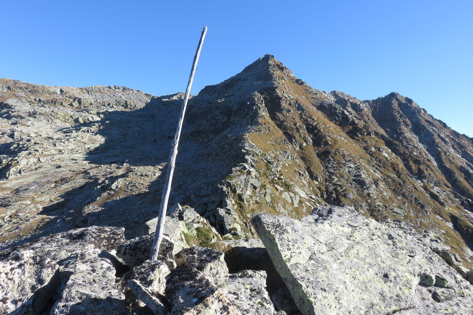 la cresta vista dalla cima del Bergamasco