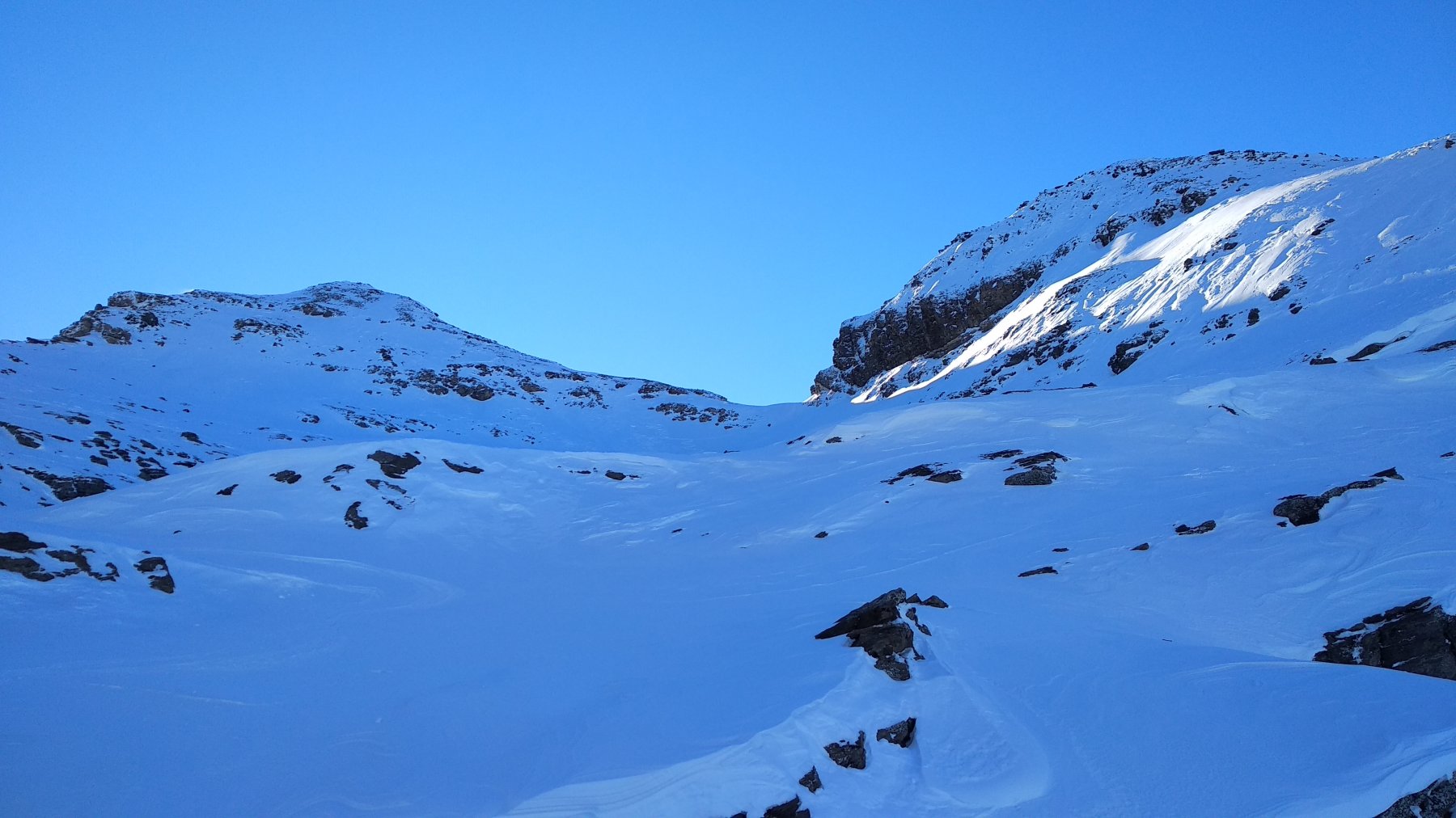 il colle con a sx la cima