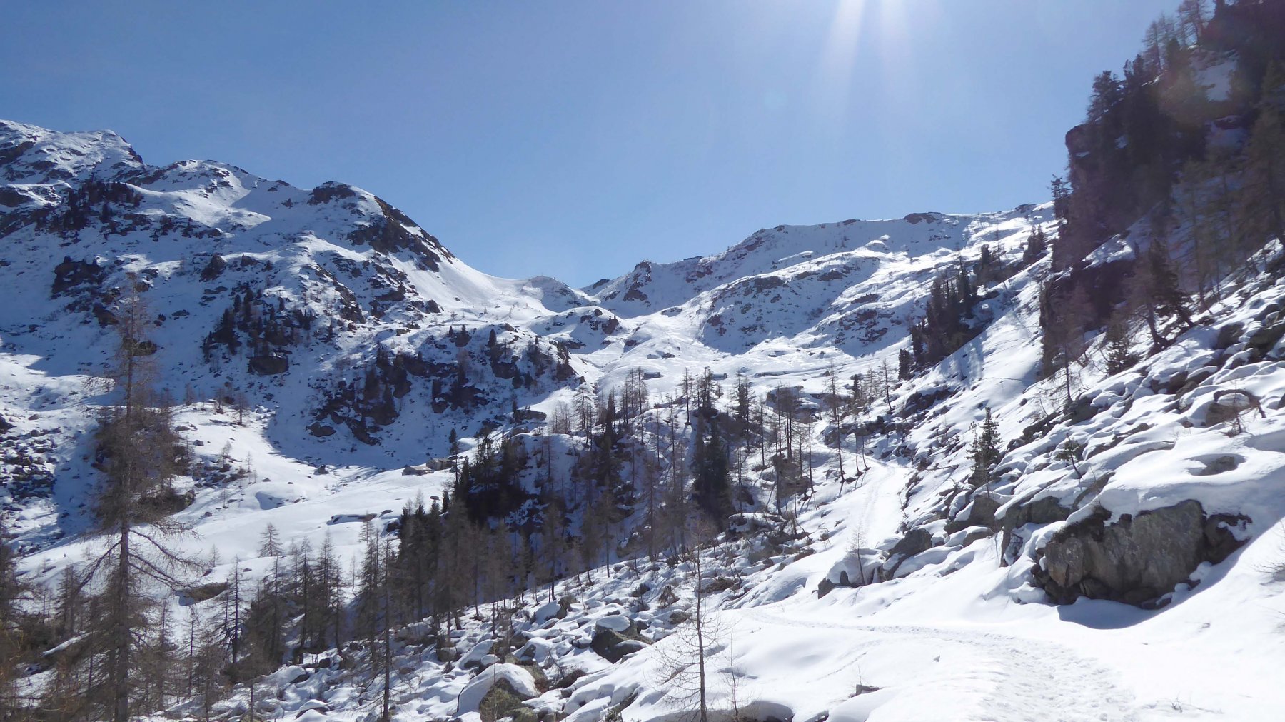 Il vallone Giassit  con il Colle