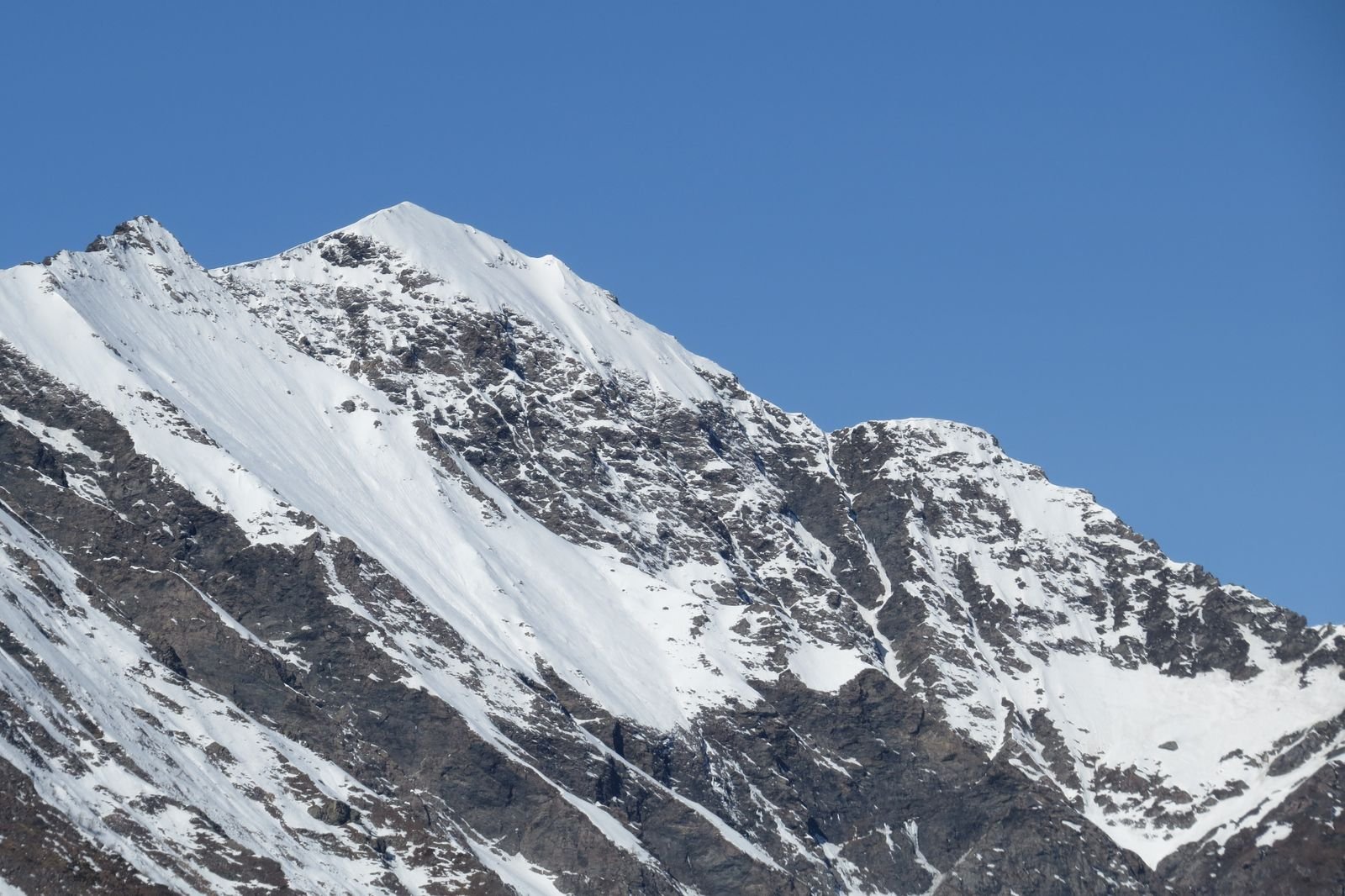 il canalino nella metà dx della foto