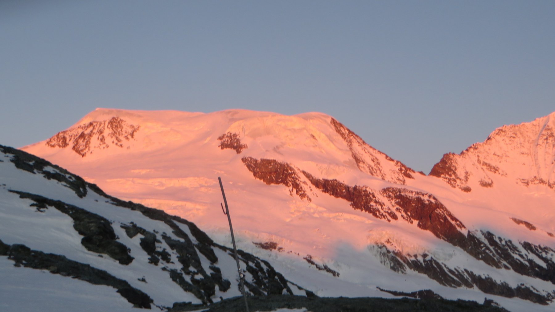 L'alba sull'Alphubel