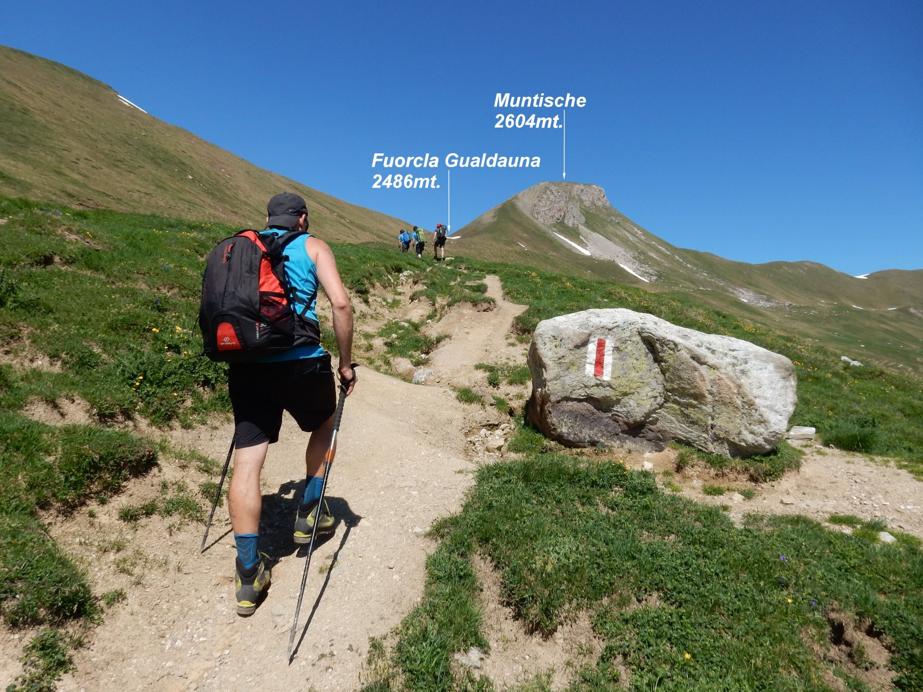 Sul sentiero,poco dopo essere partiti.