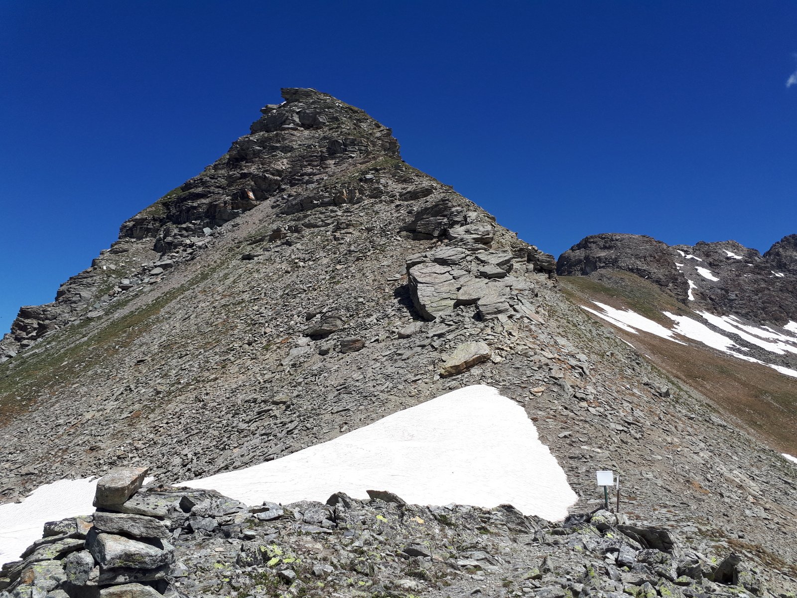 Cresta e anticima dal colle