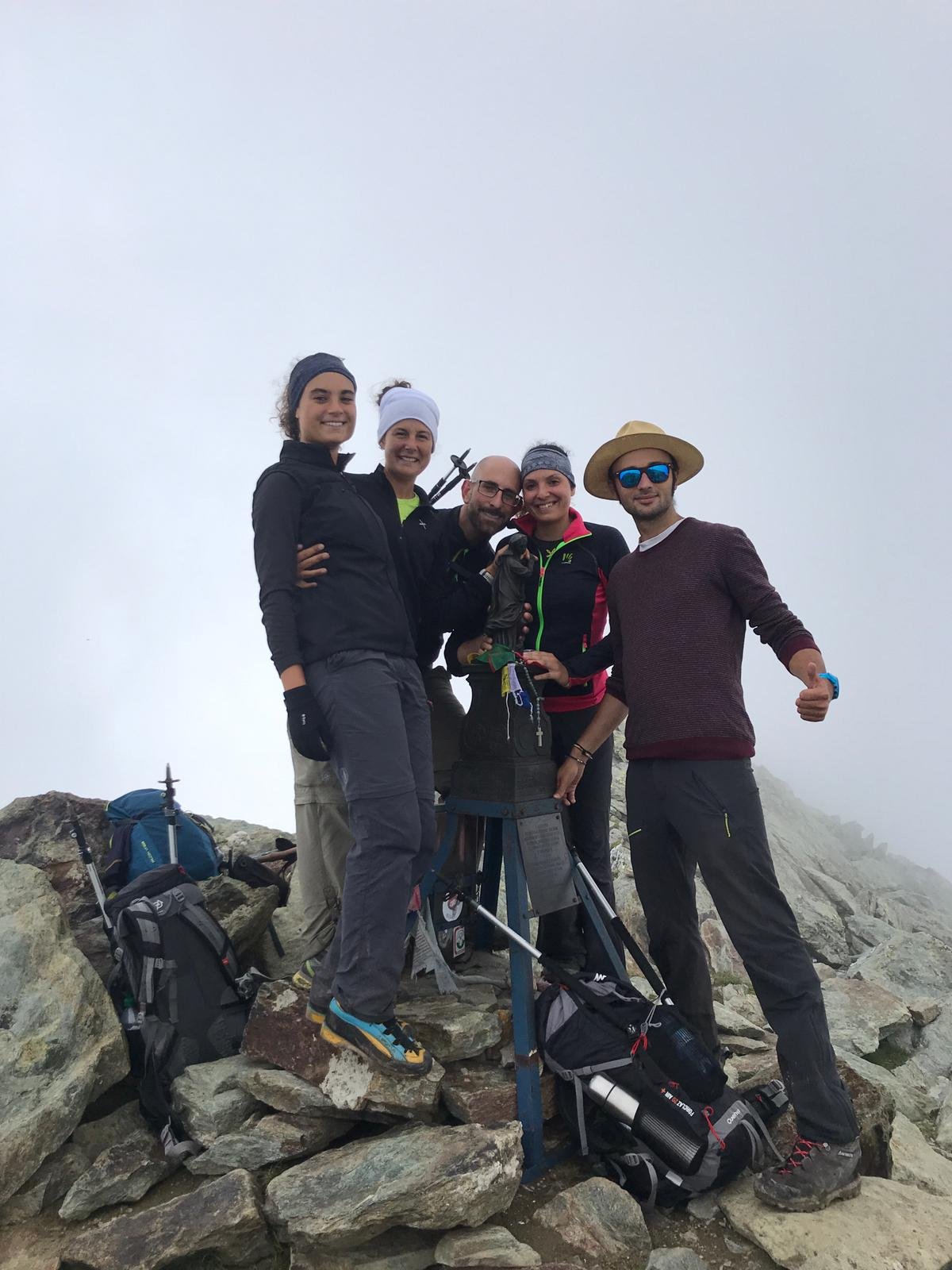 Allegra compagnia di vetta