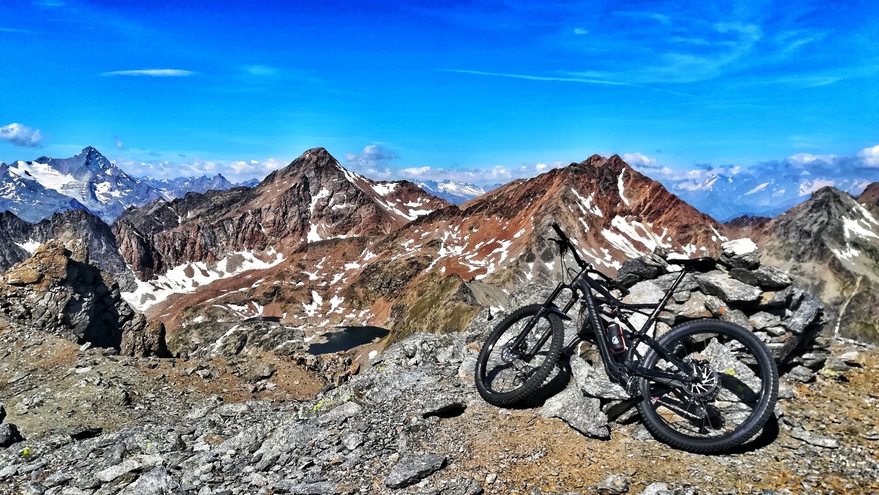 In vetta alla Punta di Leppe