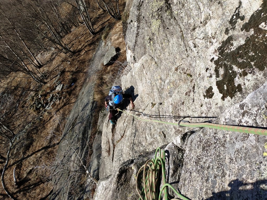 Primi tiri, verticale ma ben manigliato.