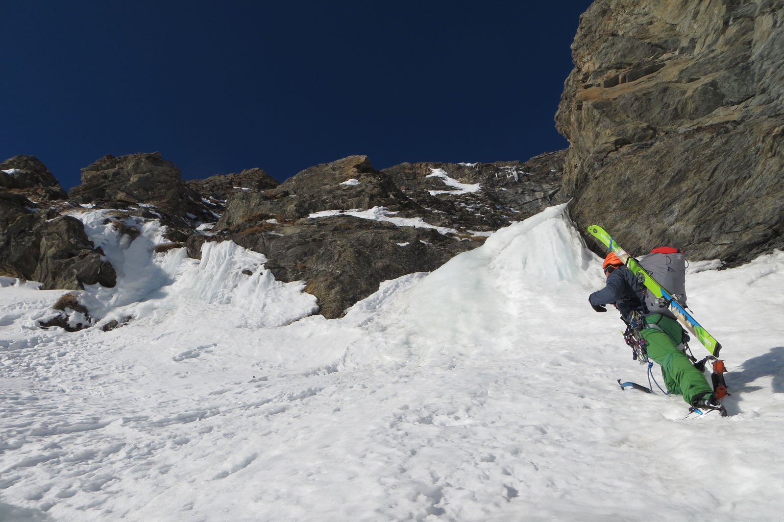 all'attacco con le due colate parallele