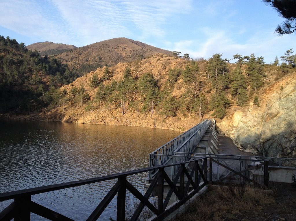 Passerella sul lago Bruno