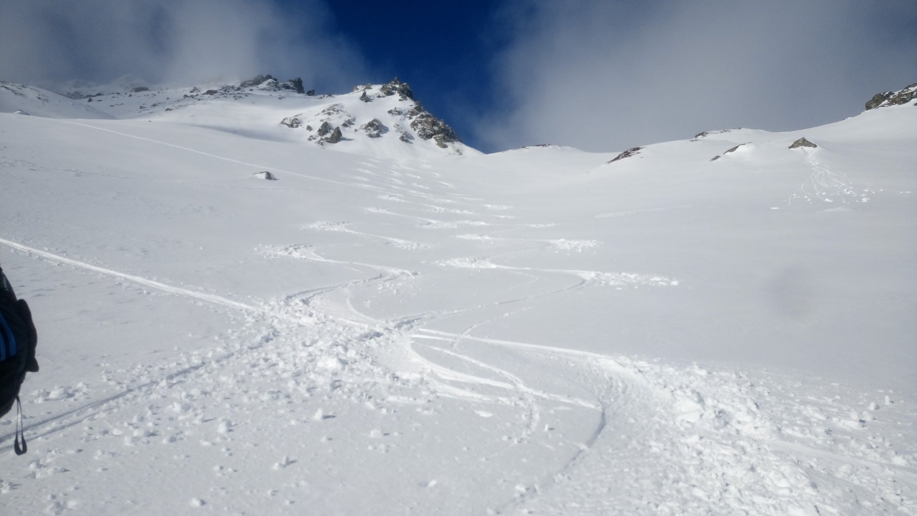 Le belle serpentine scendendo dal colletto Magehorn 