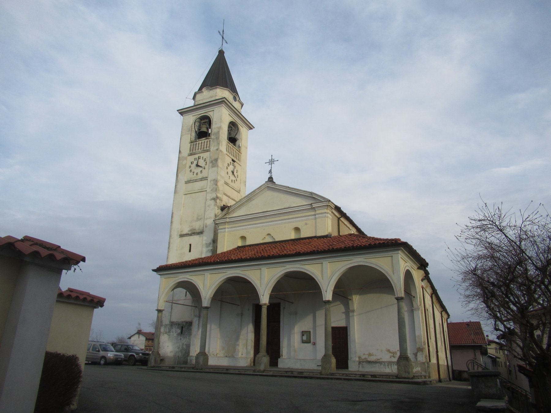 Torrazzo la chiesa