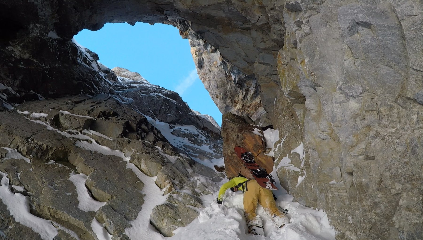 Il piccolo risalto per entrare nella caverna