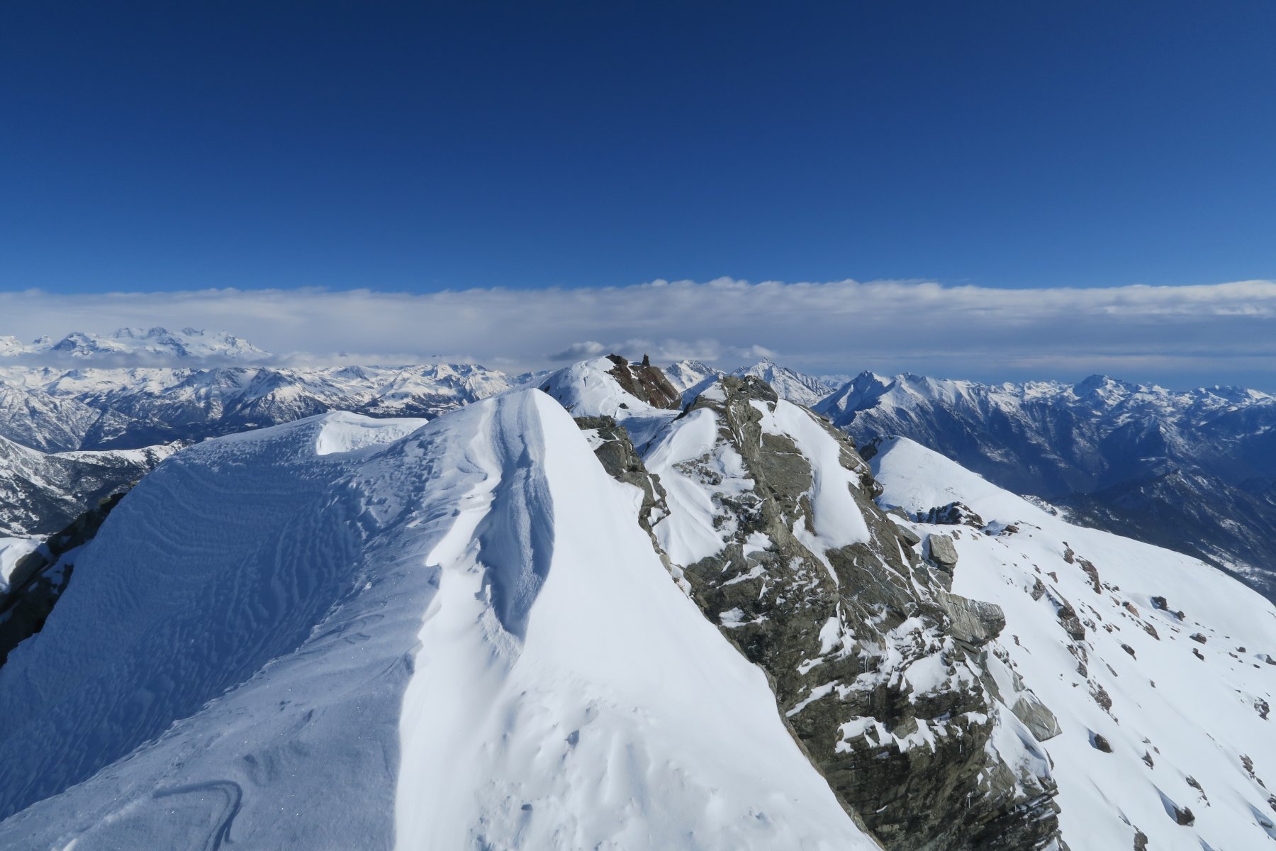 per proseguire fino all'ometto ci vorrebbero i ramponi