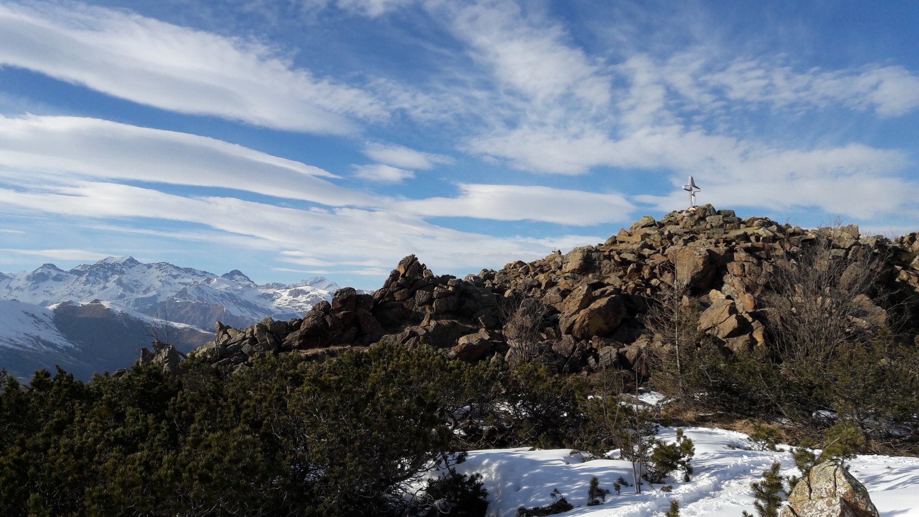 Le croci di vetta del monte Arpone