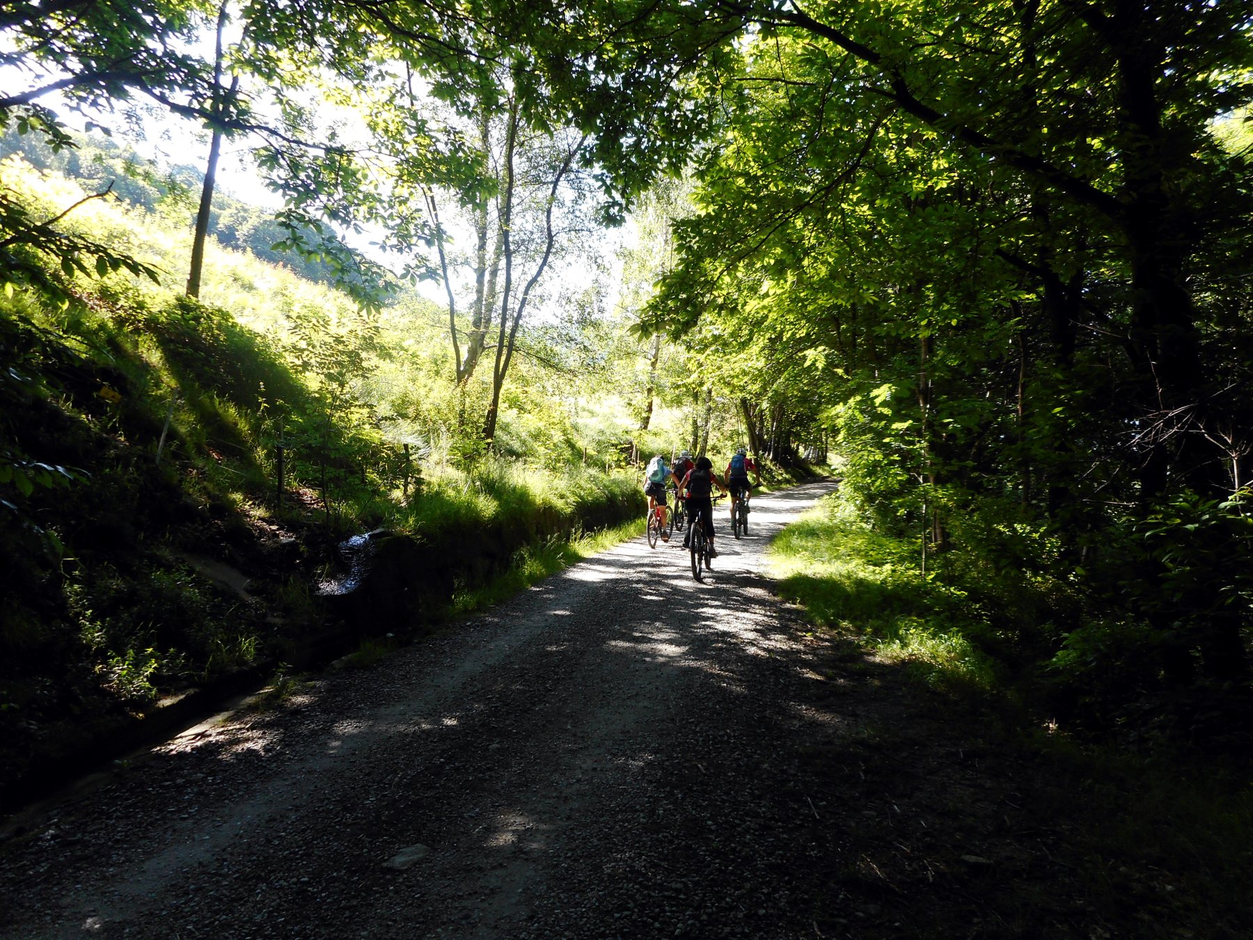 il percorso diventa sterrato