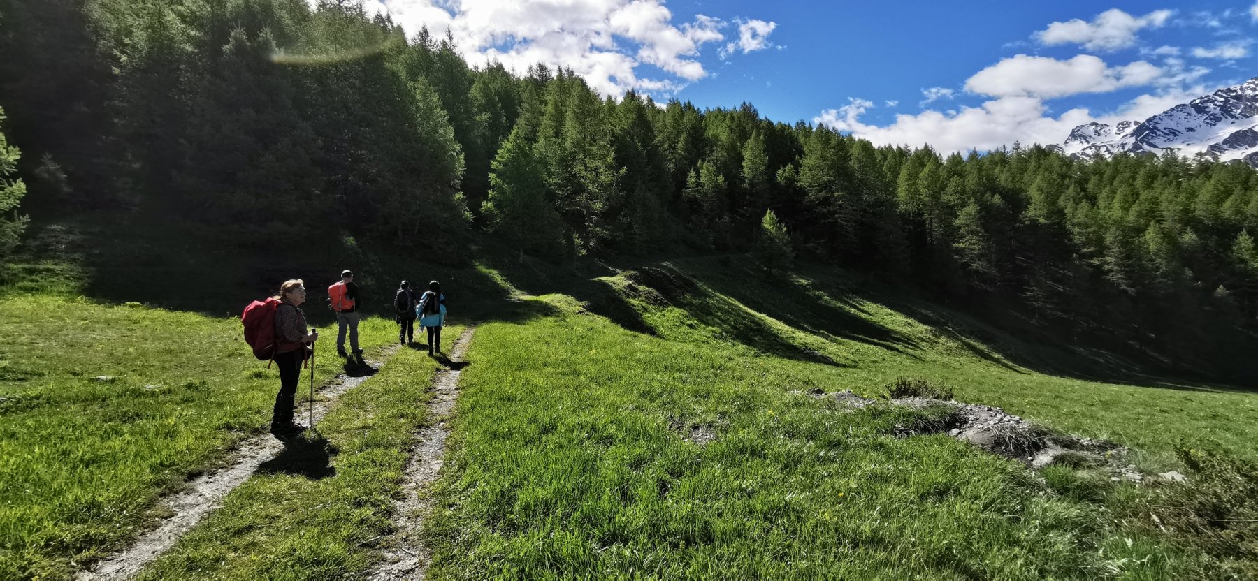 passando dalla conca erbosa nota come Serre Ciagrassa