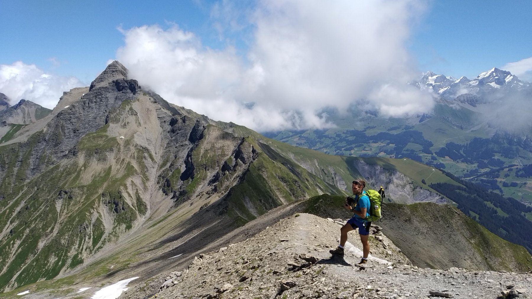 La prima parte facile della cresta di salita