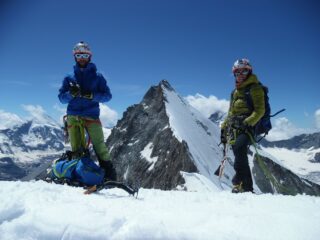 Wellenkuppe, sullo sfondo l'Obergabelhorn e la cresta di salita