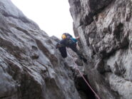 su per un lungo interminabile camino..