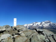 cima con vista di rilievo sul gruppo del Rosa