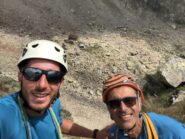 In cima alla via. Sullo sfondo il rifugio Bozano
