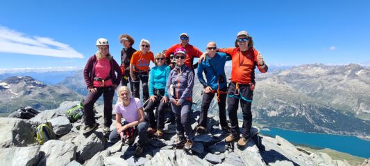 foto di gruppo in vetta al Piz Murtel