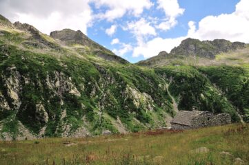 Alpe Cortevecchio con il Rif. Bonasson