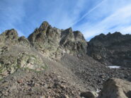 Cima di Nasta e canale sud dal Lago di Nasta.