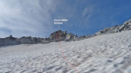 Ultimo tratto verso le rocce di cresta.