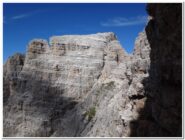 Folla in cima al monte Paterno