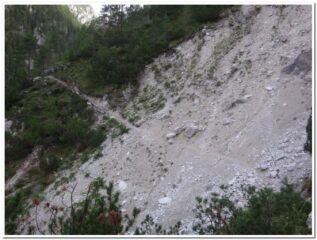 Una delle frane incontrate sul percorso