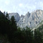 l'imponente parete sud della Marmolada