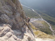 traverso circa a meta' via..