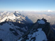 la puntina tutta alla dx ormai in ombra e' il Pilier d'Angle..