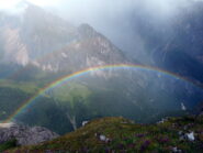 verso nord fa capolino un bel arcobaleno