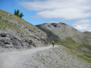 sullo sterrato dell'Assietta
