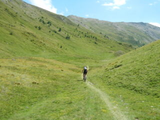 discesa su sentiero lunga 3 km