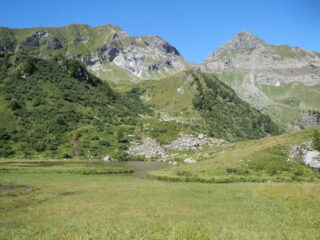 Lago Rosso e Punta Villano 2663 m.