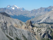 Tour jaune de Barabbas e gli Ecrins sullo sfondo