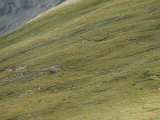 primo tratto della discesa su sentiero