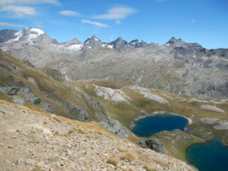 salita con vista sul Gran Paradiso e i Monti Tresenta e Ciarforon