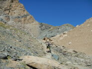 il ripido e impervio tratto di salita sotto il Colle Leynir